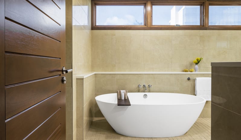 Oceanfront Junior Suite Tub